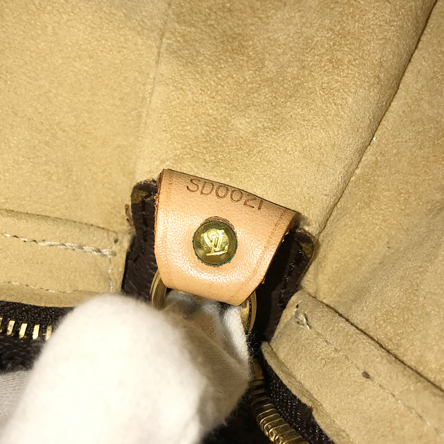 LOUIS VUITTON Monogram Looping GM M51145 Shoulder bag