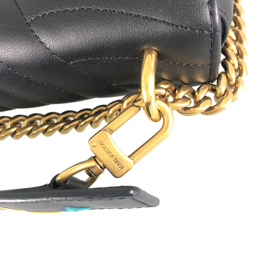 LOUIS VUITTON New Wave Chain Bag MM Shoulder Bag