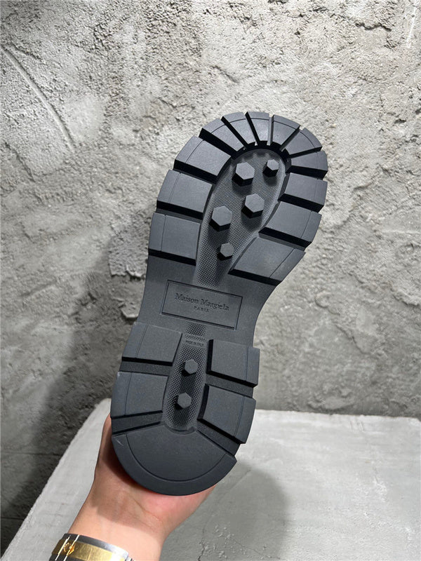 BF - AQ Sneakers - 155