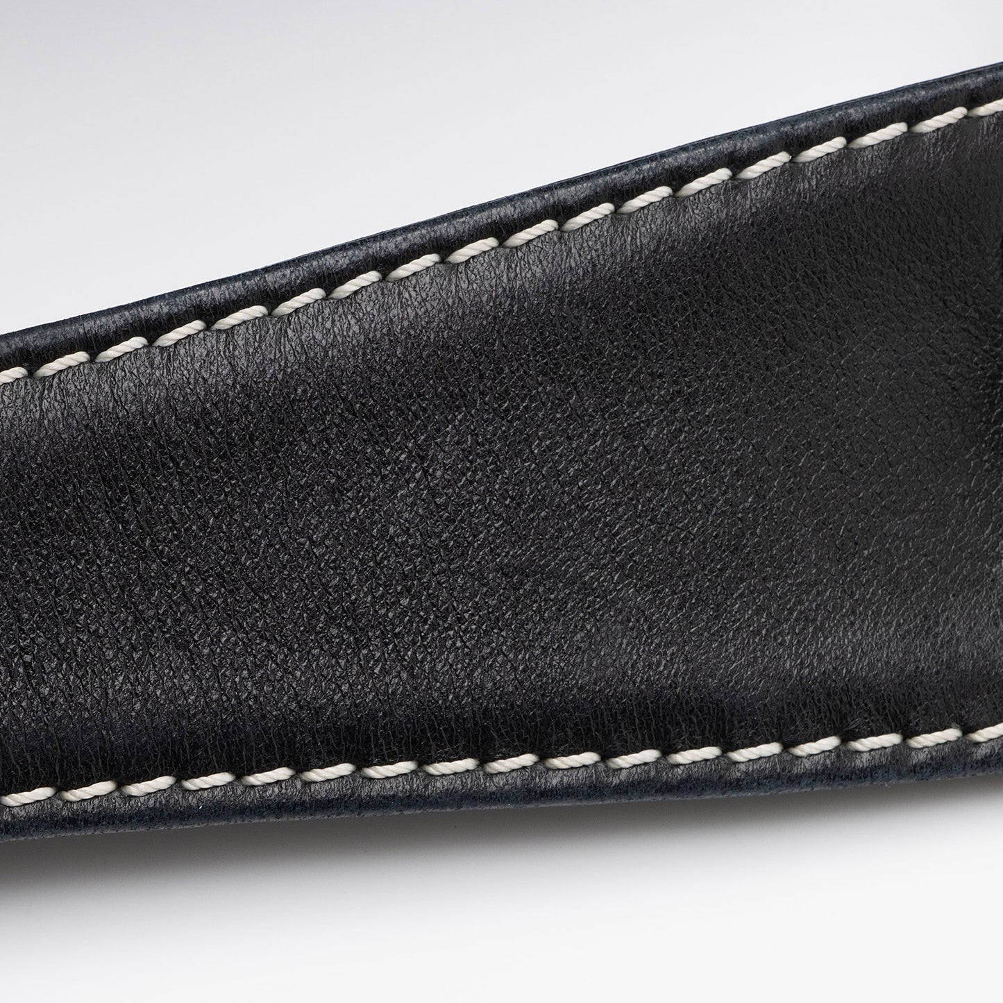 Chanel Lambskin LAX Accordion Shoulder Bag (SHF-WhynN4)