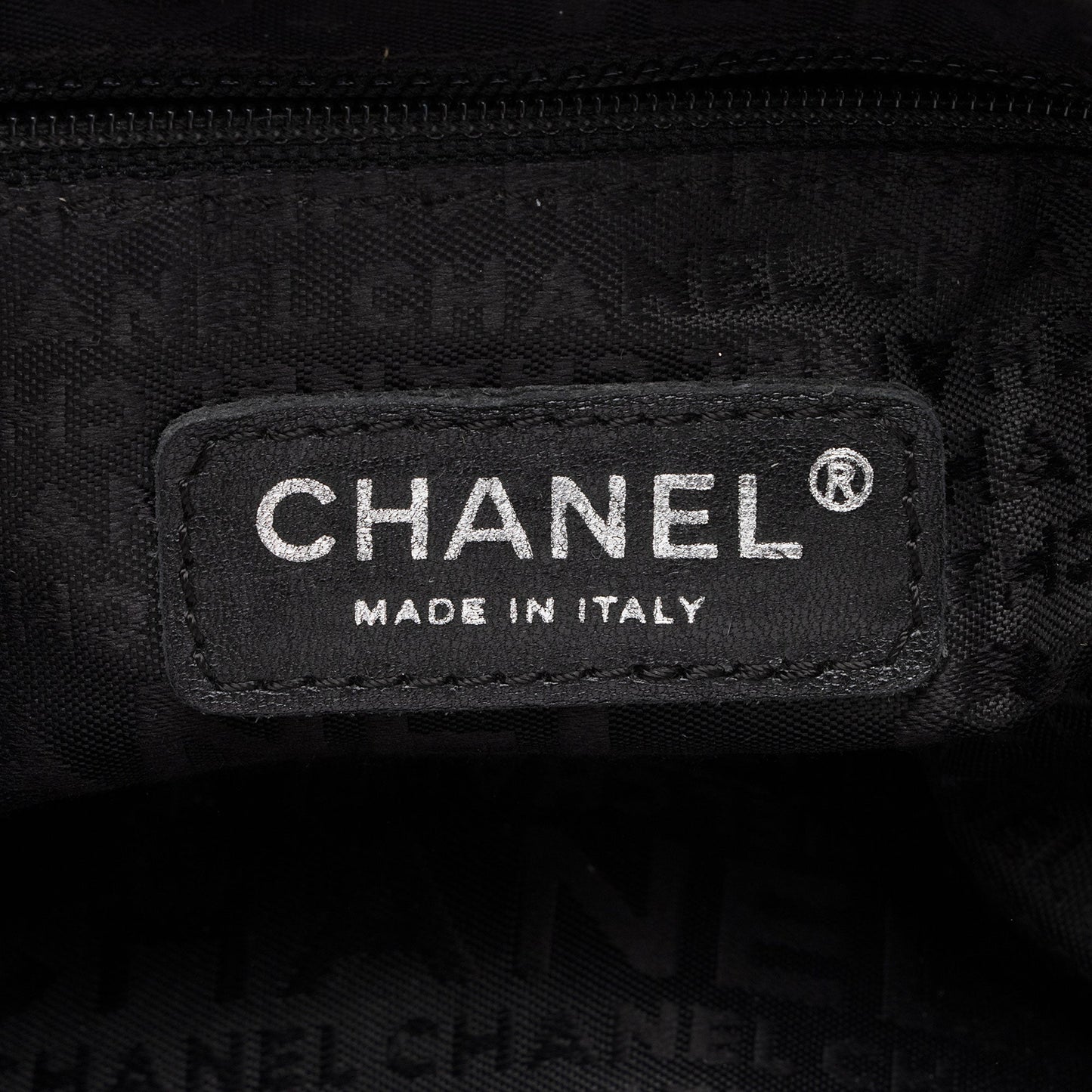 Chanel Lambskin LAX Accordion Shoulder Bag (SHF-WhynN4)