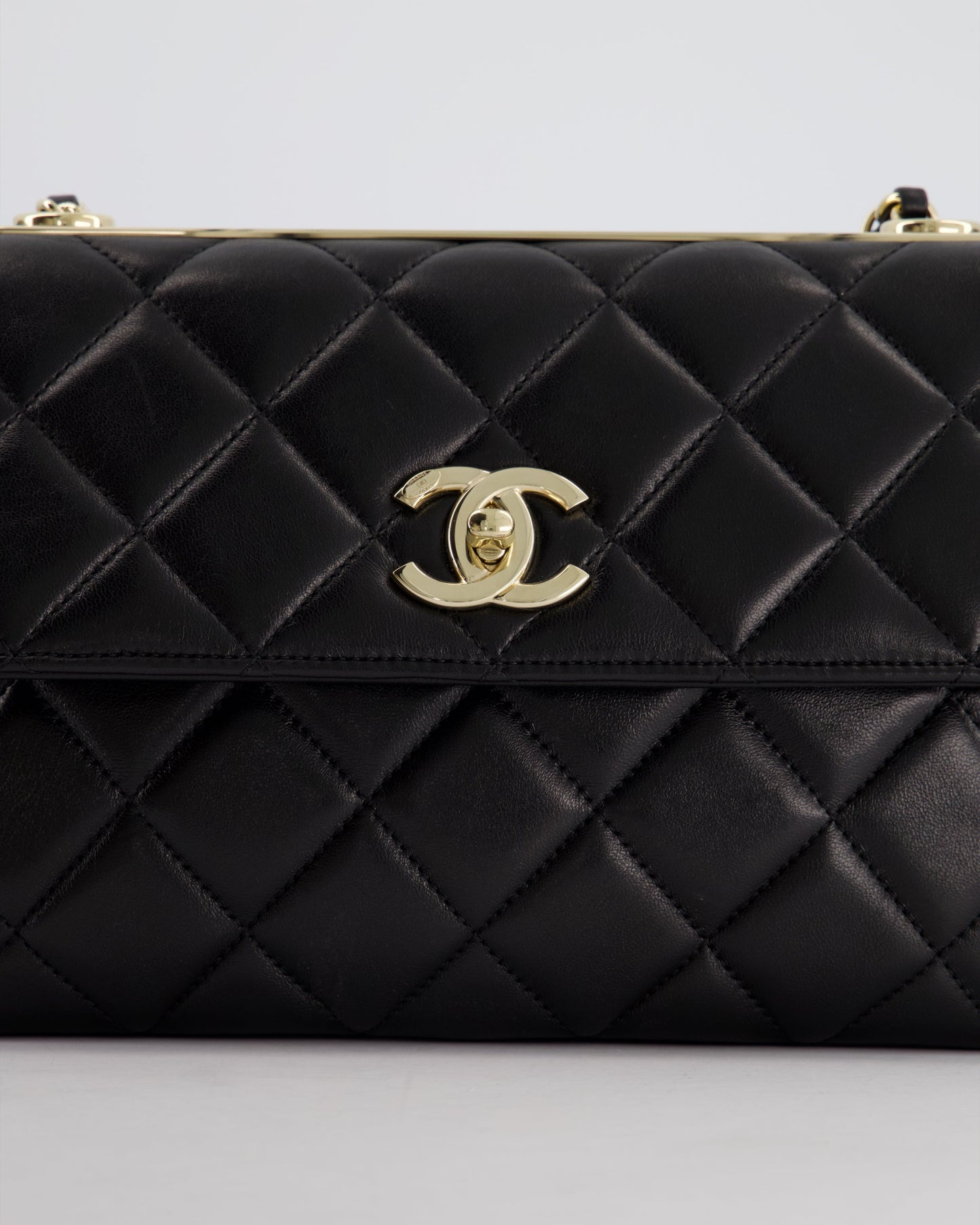 Chanel Black Trendy CC Shoulder Bag in Lambskin Leather with Champagne Gold Hardware