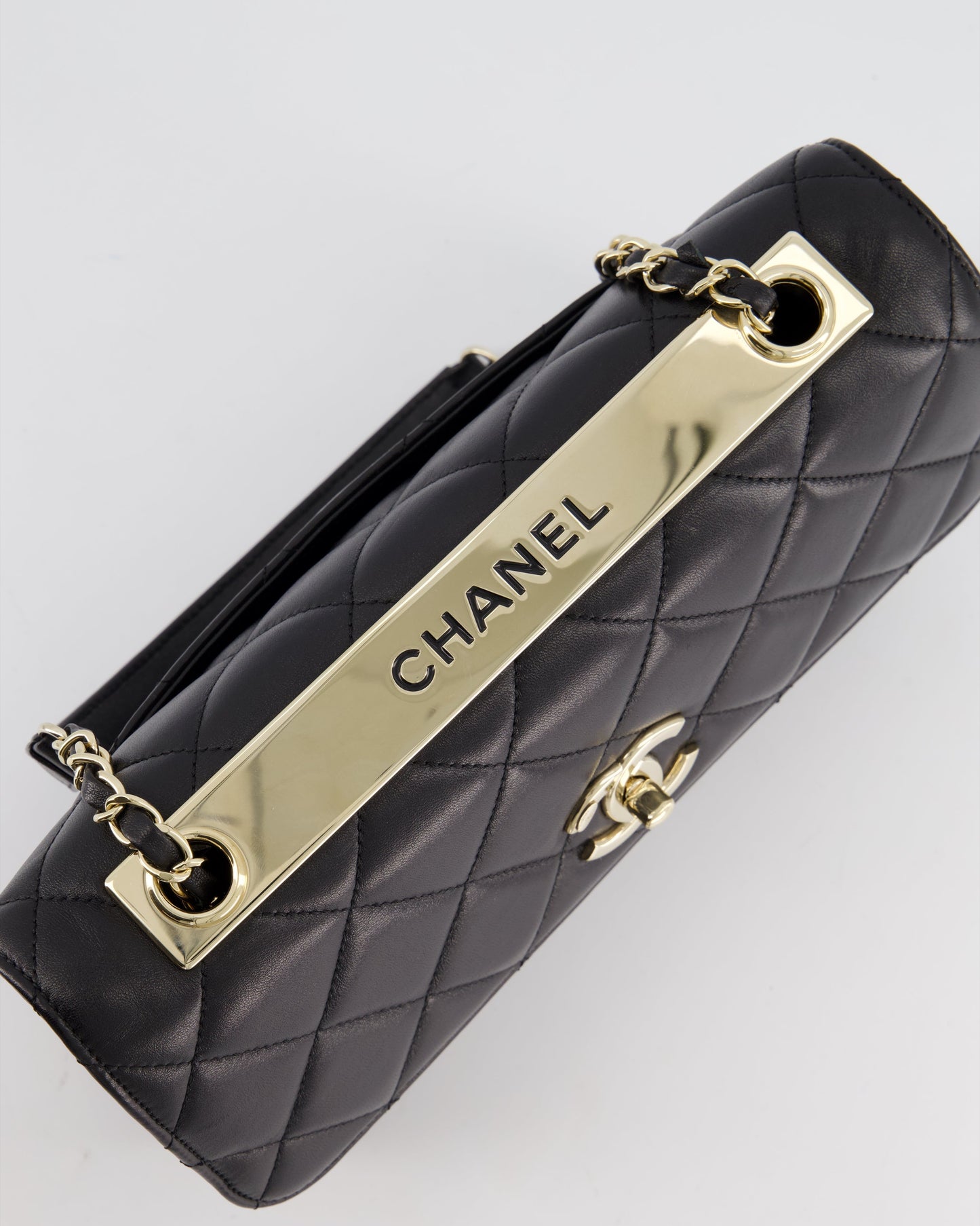 Chanel Black Trendy CC Shoulder Bag in Lambskin Leather with Champagne Gold Hardware