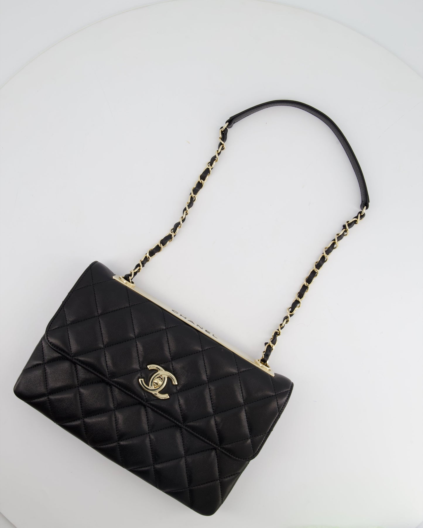Chanel Black Trendy CC Shoulder Bag in Lambskin Leather with Champagne Gold Hardware