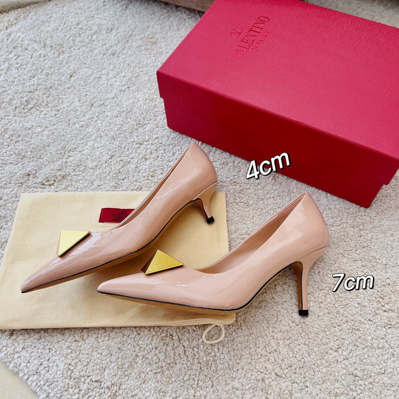 BF - VEL Shoes - 228