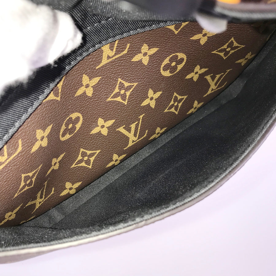 LOUIS VUITTON Monogram Macassar S Lock Messenger M46688 Shoulder bag