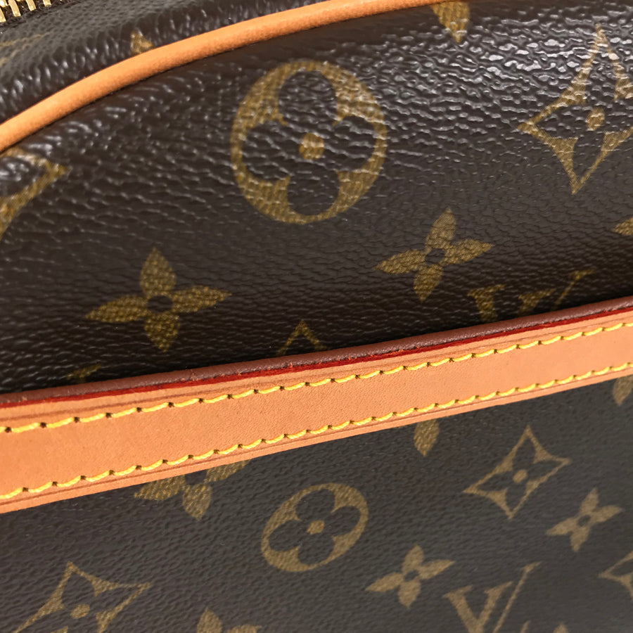LOUIS VUITTON Monogram Blower M51221 Shoulder bag