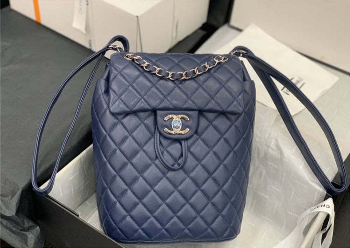 Soft leather woman Chanel  pack
