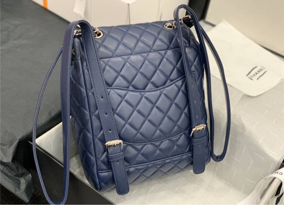 Soft leather woman Chanel  pack