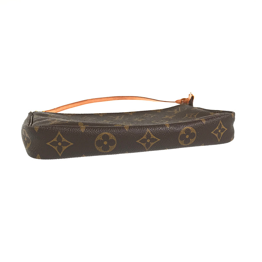 LOUIS VUITTON Pouch