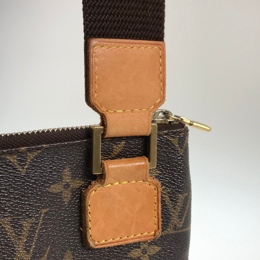 LOUIS VUITTON Monogram Pochette Bosphore M40044 Shoulder bag