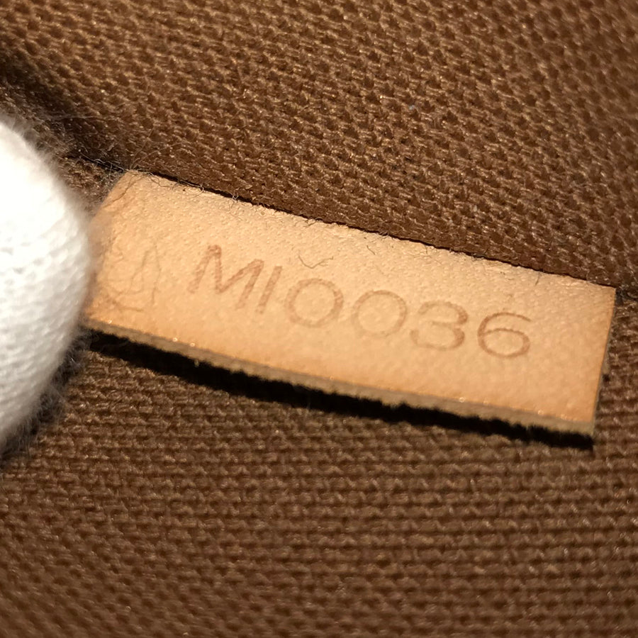 LOUIS VUITTON Monogram Pochette Bosphore M40044 Shoulder bag