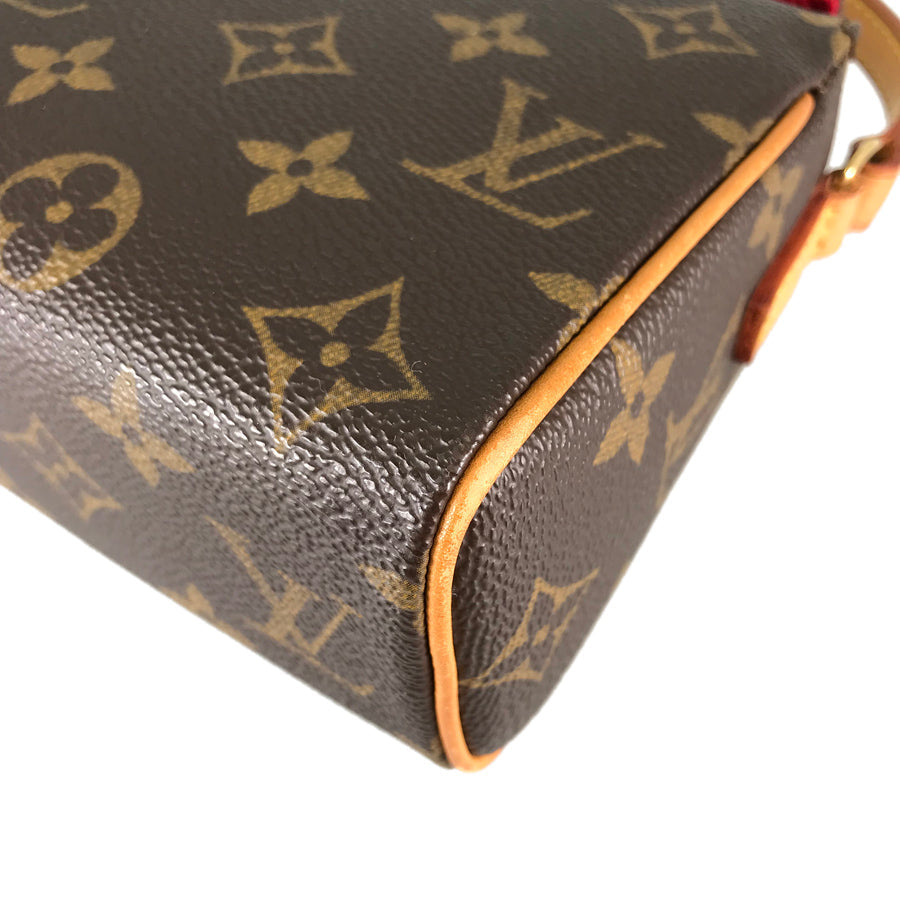LOUIS VUITTON Party bag