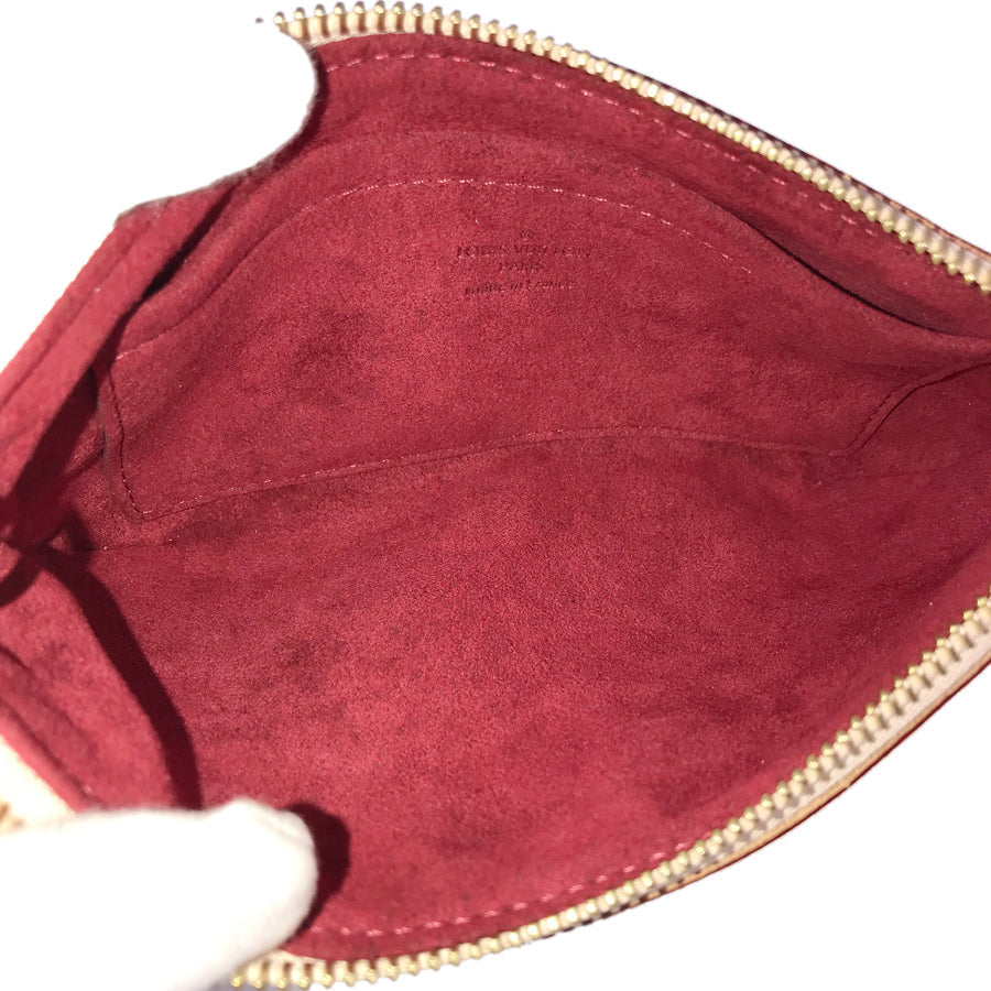 LOUIS VUITTON Pouch