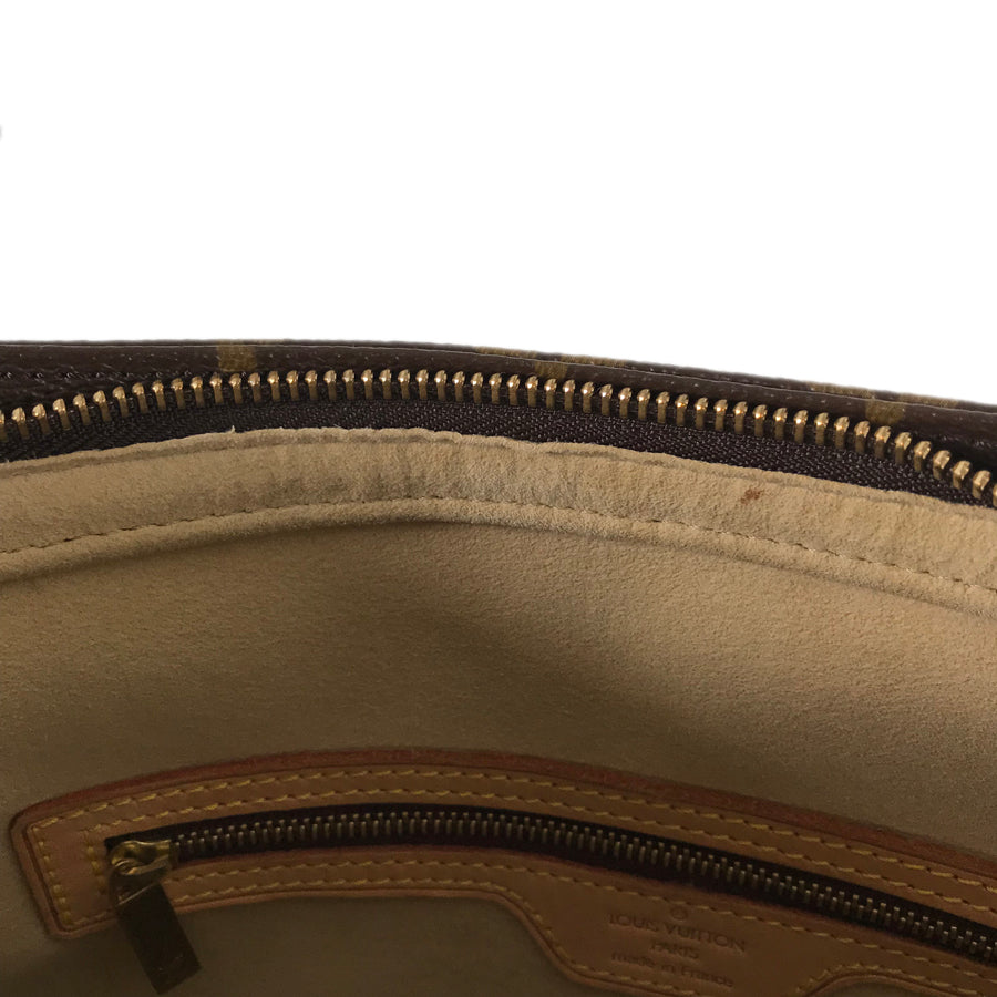 LOUIS VUITTON Monogram looping GM Shoulder Bag