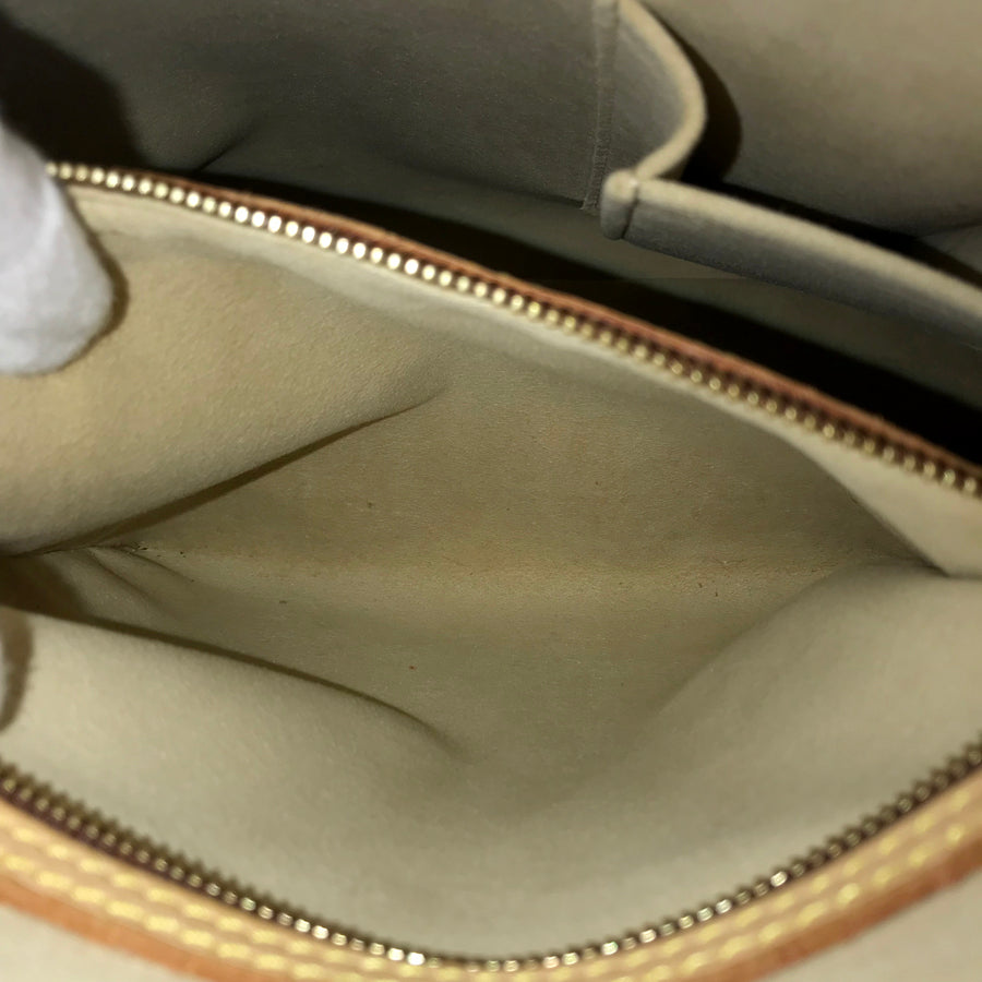 LOUIS VUITTON Monogram looping GM Shoulder Bag