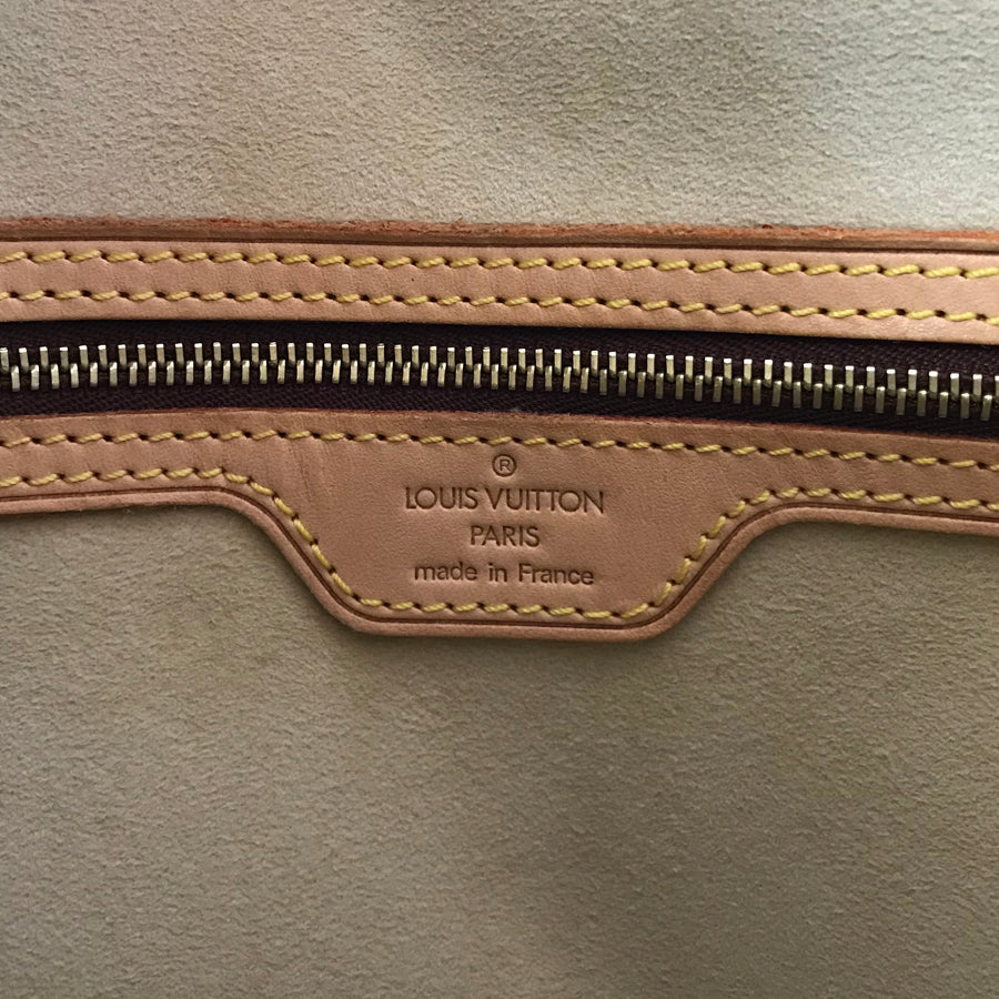 LOUIS VUITTON Monogram looping GM Shoulder Bag