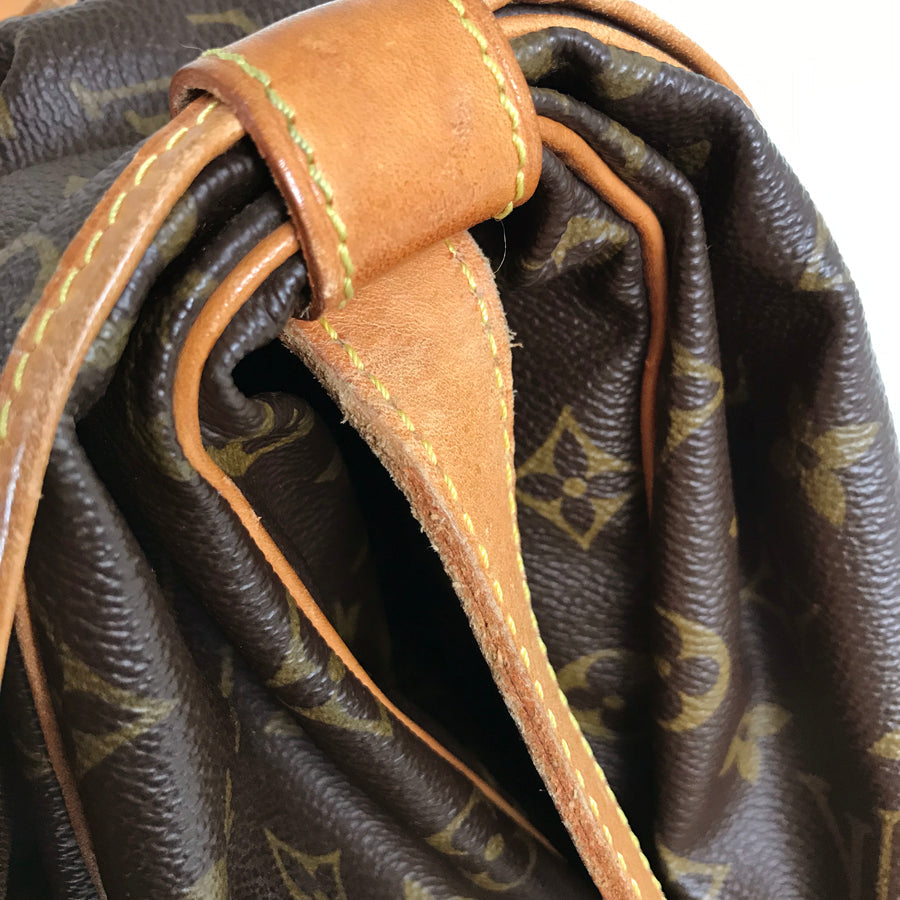 LOUIS VUITTON Monogram Saumur 43 M42252 Shoulder bag