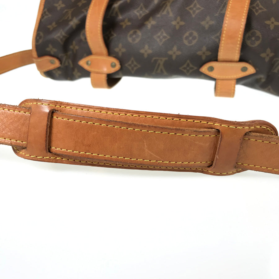 LOUIS VUITTON Monogram Saumur 43 M42252 Shoulder bag