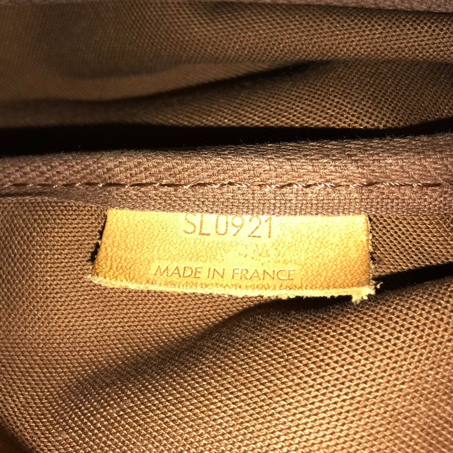 LOUIS VUITTON Monogram Saumur 43 M42252 Shoulder bag