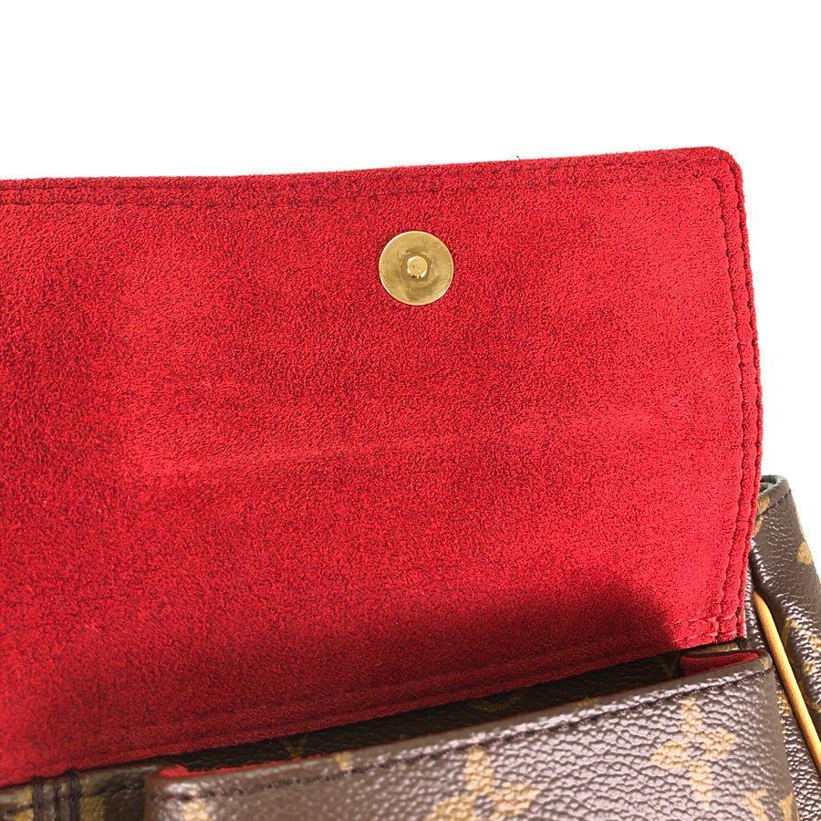 LOUIS VUITTON Shoulder Bag