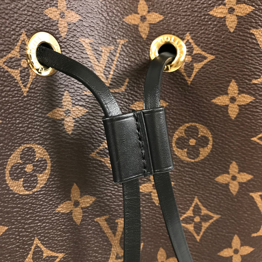 LOUIS VUITTON Monogram Neo Noe Shoulder Bag