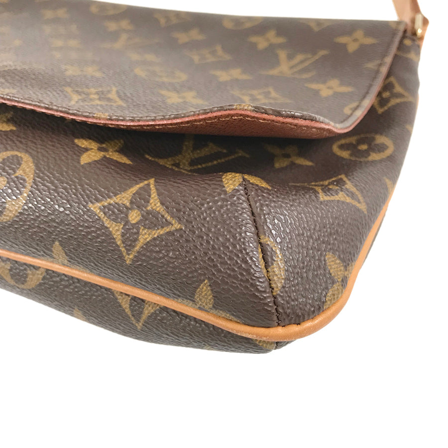 LOUIS VUITTON Monogram Muse Tango short M51257 Shoulder bag