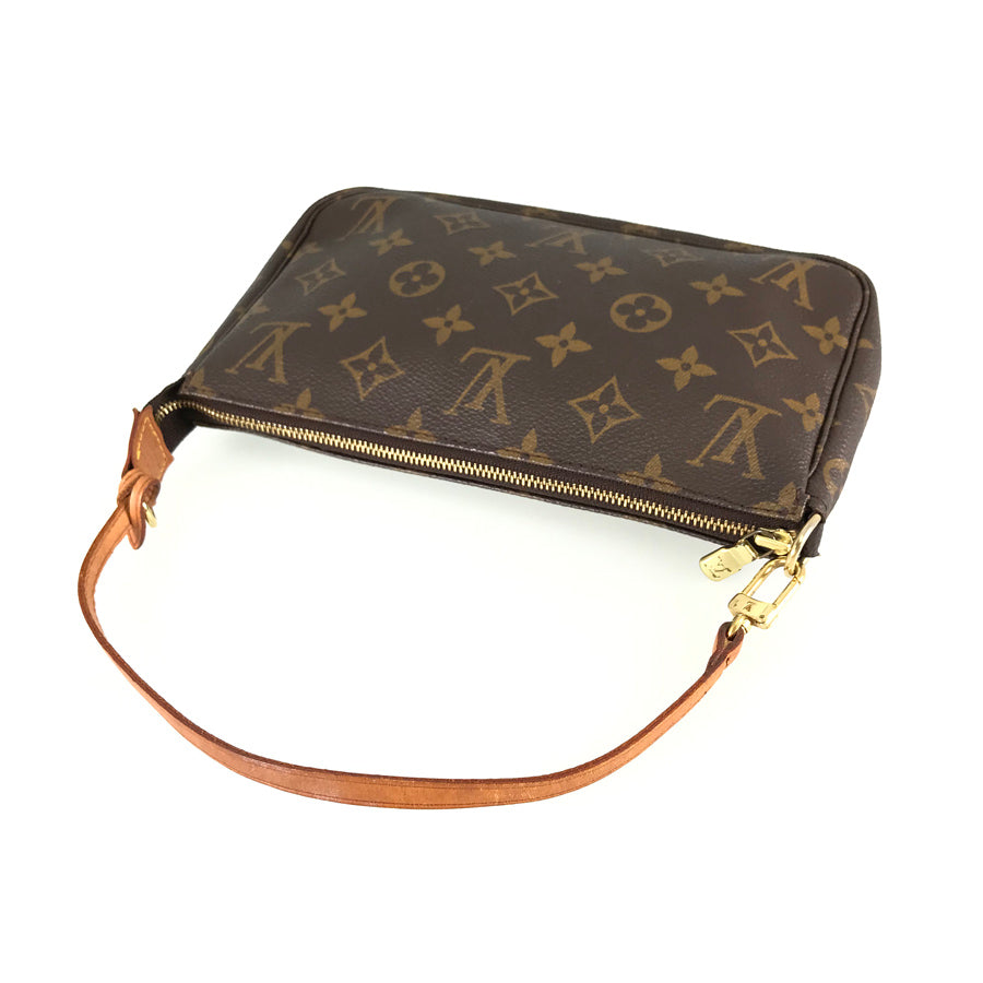 LOUIS VUITTON Pouch