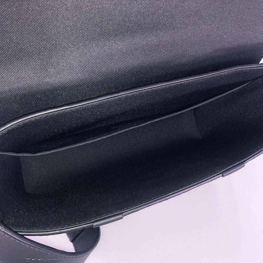 LOUIS VUITTON Monogram Taurillon Clemence Trunk Messenger PM Shoulder Bag