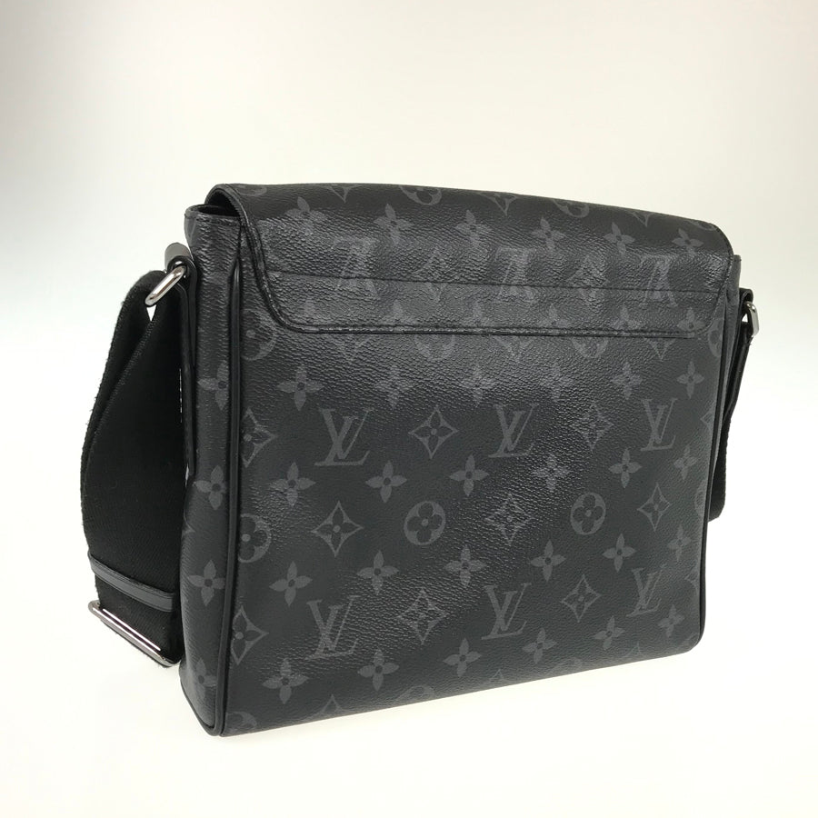 LOUIS VUITTON Monogram Eclipse District PM NM Messenger Shoulder Bag