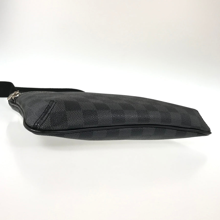 LOUIS VUITTON Damier Graphite Tomas N58028 Shoulder bag