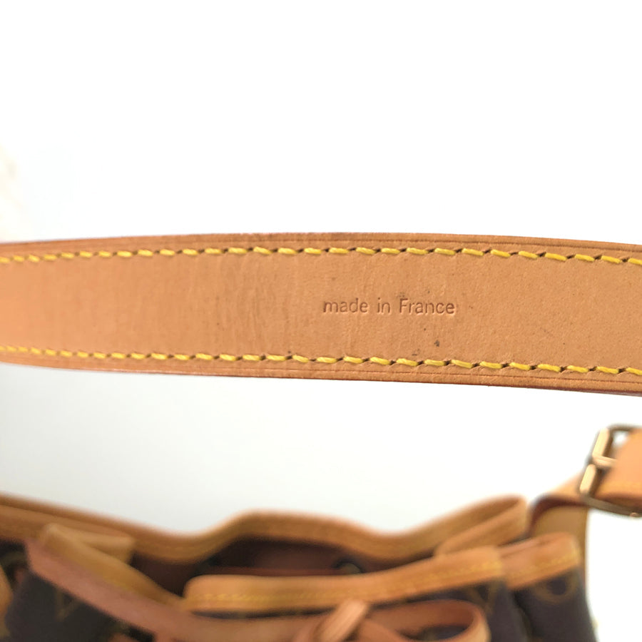 LOUIS VUITTON Monogram Noe Shoulder Bag