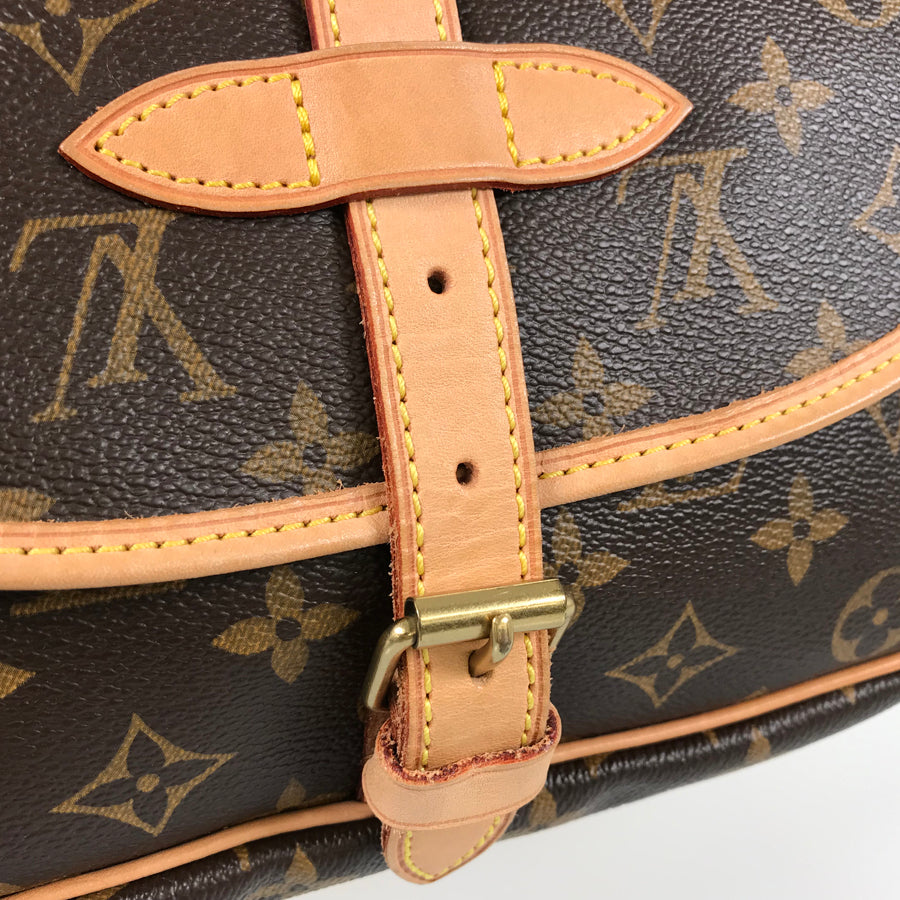 LOUIS VUITTON Monogram Saumur 30 M42256 Shoulder bag