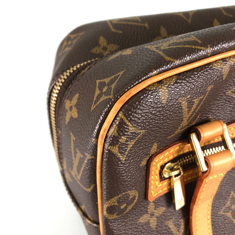 LOUIS VUITTON Monogram Cite MM Shoulder Bag