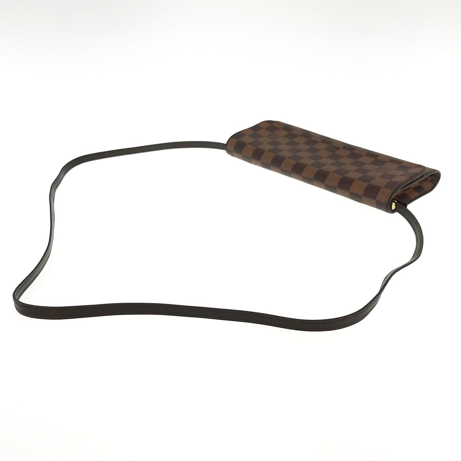 LOUIS VUITTON Shoulder Bag