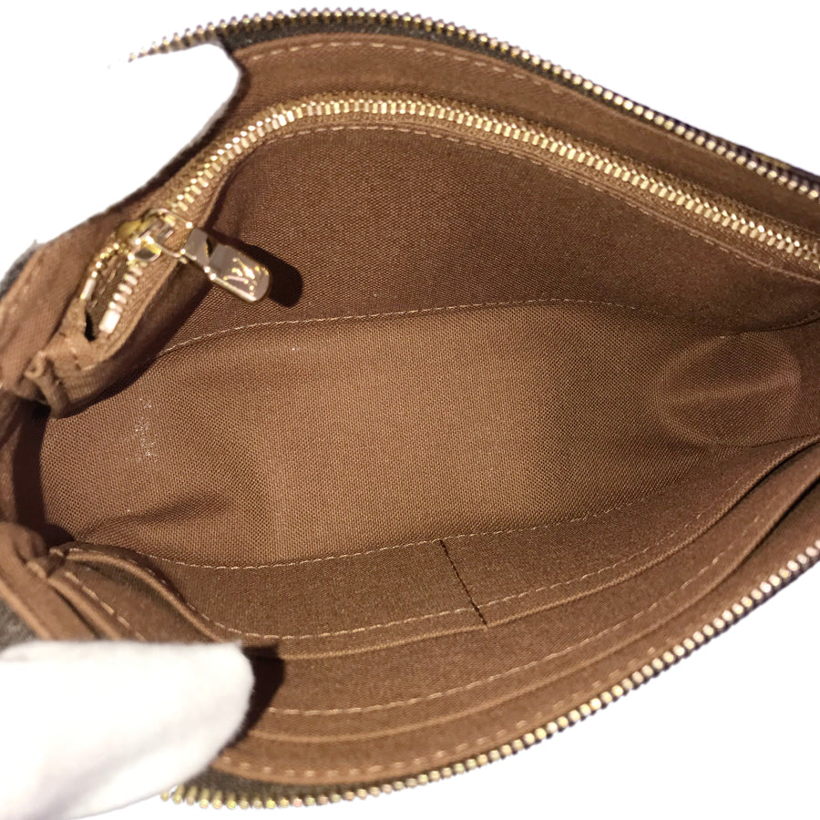 LOUIS VUITTON Monogram Pochette Accessoires M82766 Shoulder bag