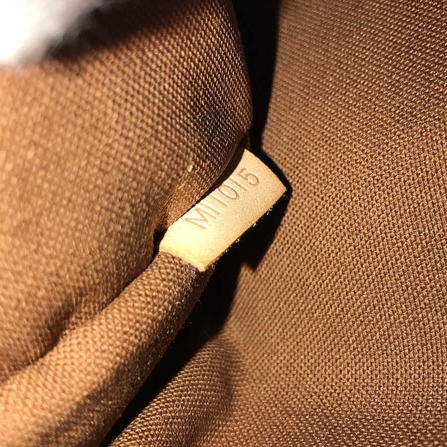 LOUIS VUITTON Monogram Pochette Bosphore Shoulder Bag