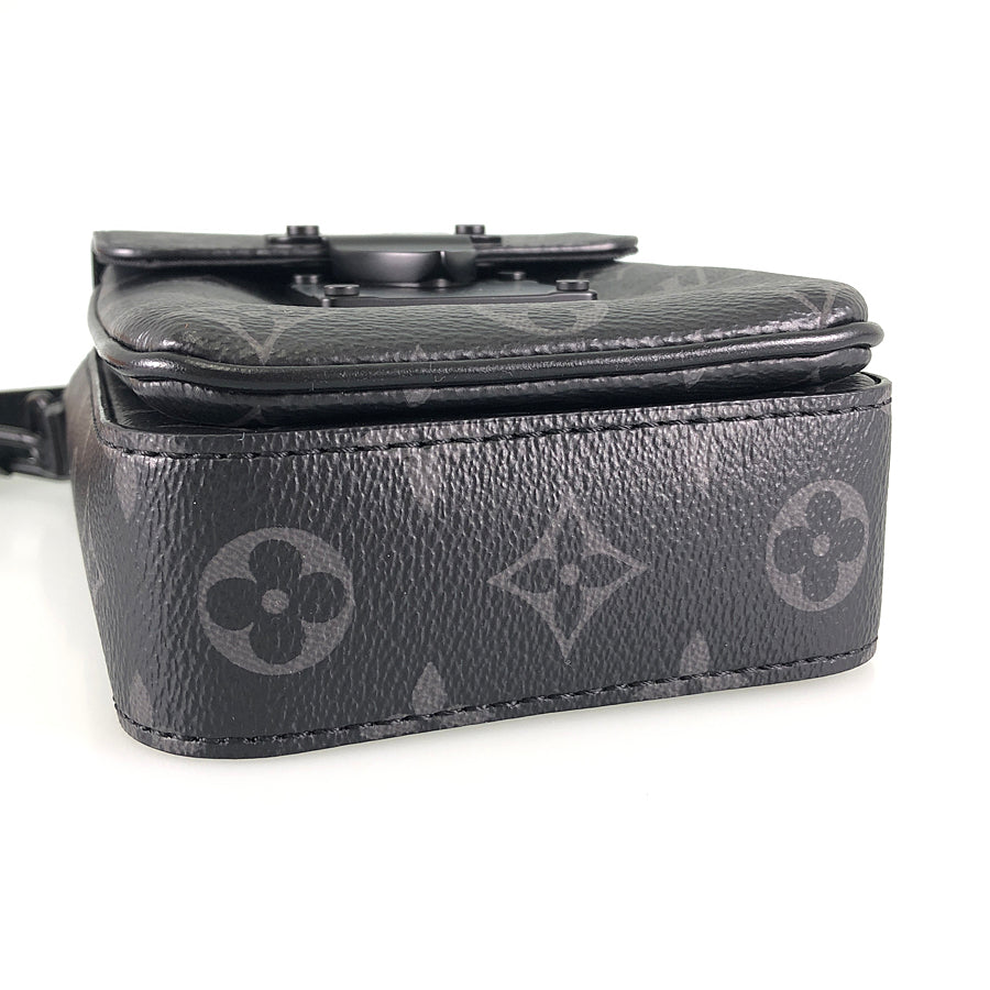 LOUIS VUITTON Monogram Eclipse S Lock Vertical Wearable Wallet M82252 Shoulder bag