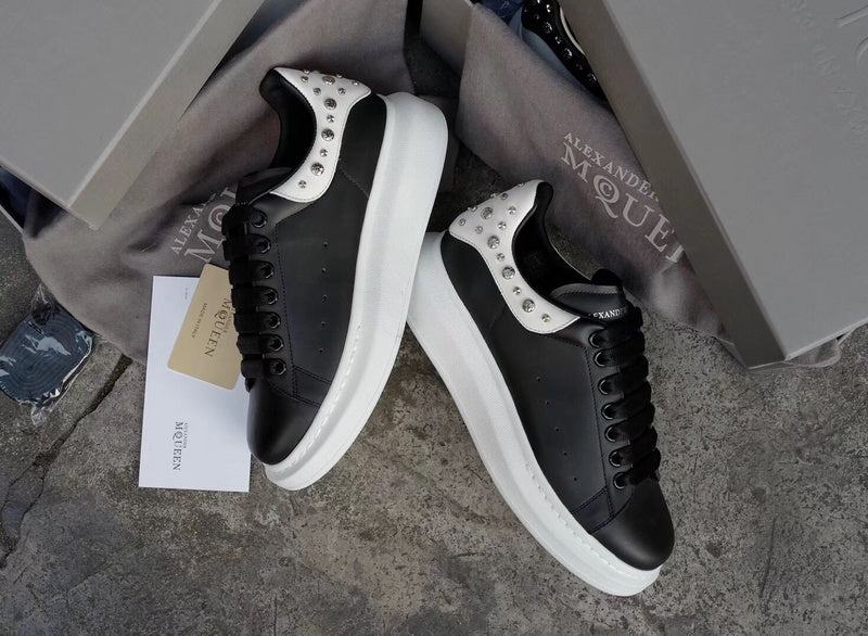 BF - AQ Sneakers - 330