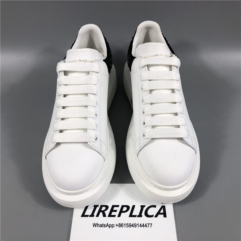 BF - AQ Sneakers - 239