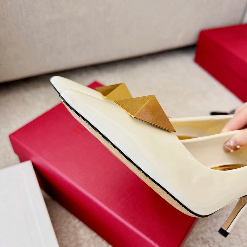 BF - VEL Shoes - 228