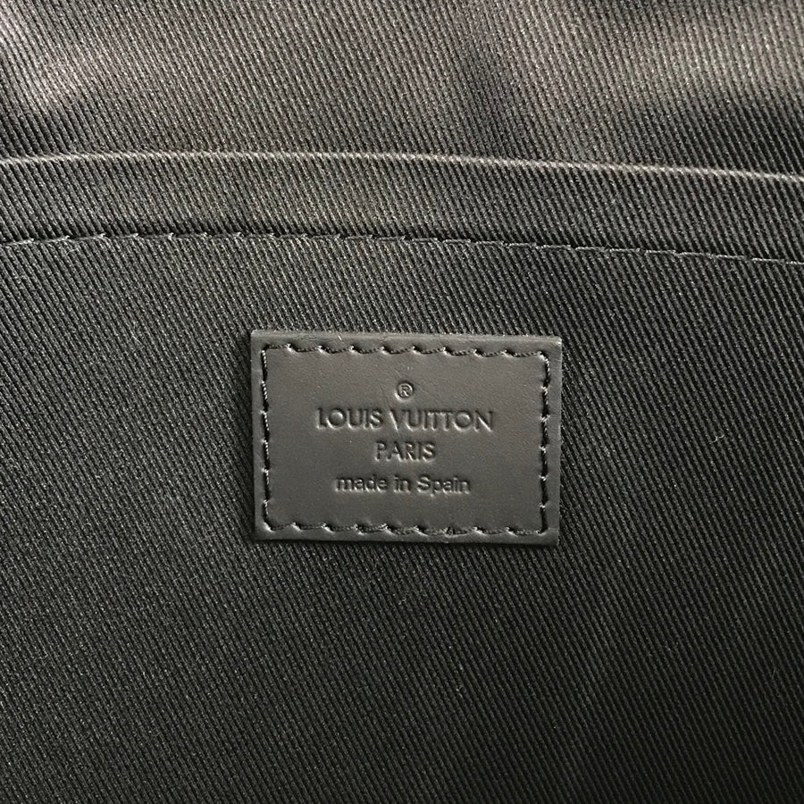 LOUIS VUITTON Clutch bag