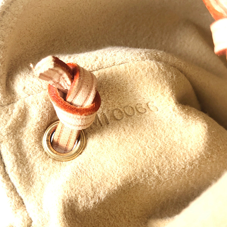 LOUIS VUITTON Monogram pochette cancun M60018 Shoulder bag