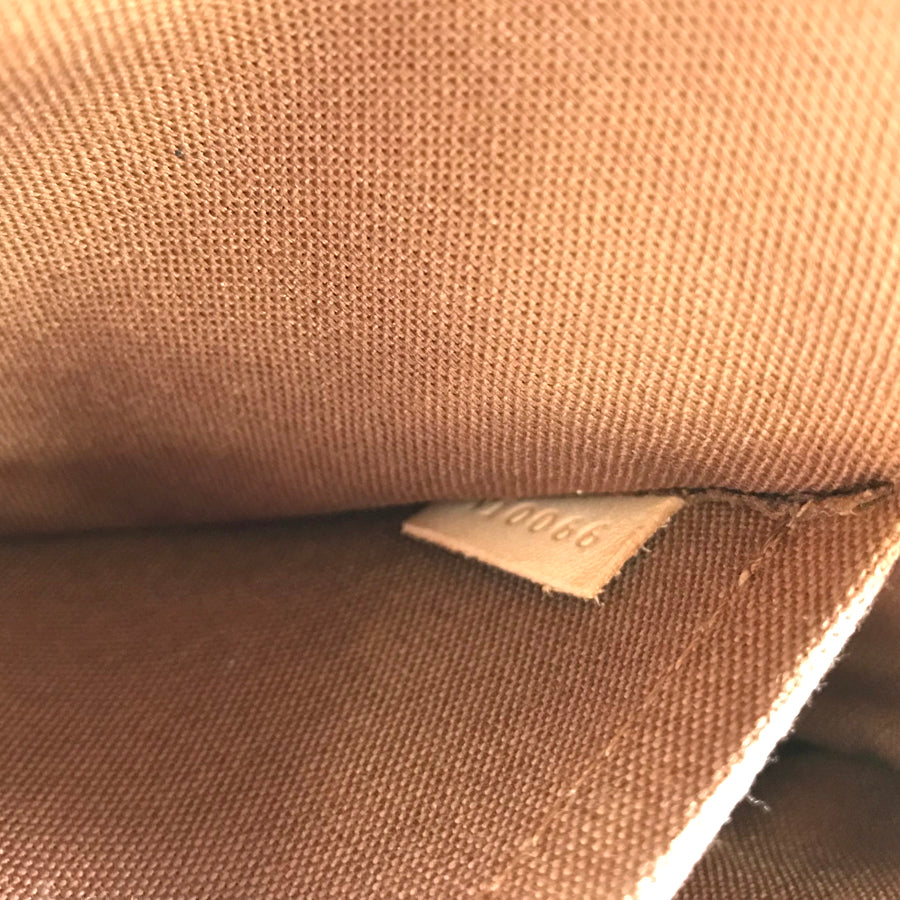 LOUIS VUITTON Monogram Sologne Shoulder Bag