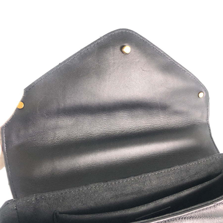 LOUIS VUITTON New Wave Chain Bag MM Shoulder Bag