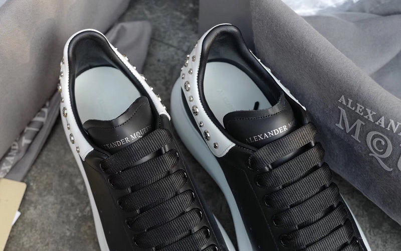 BF - AQ Sneakers - 330