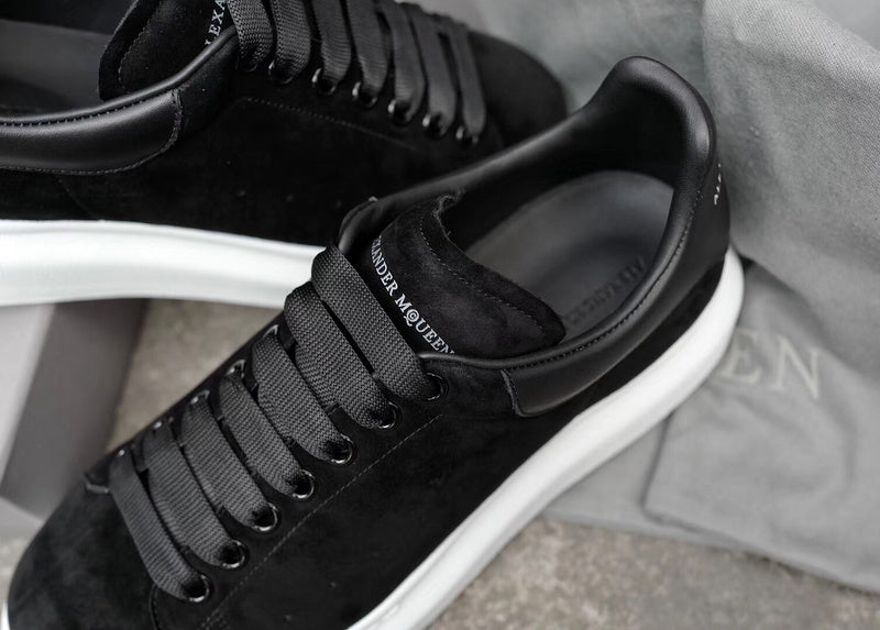 BF - AQ Sneakers - 325