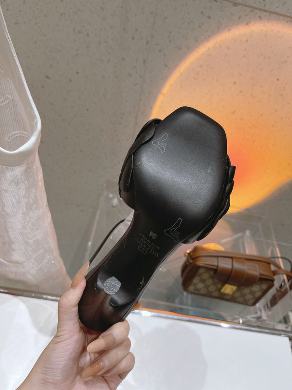 BF - VEL Shoes - 246