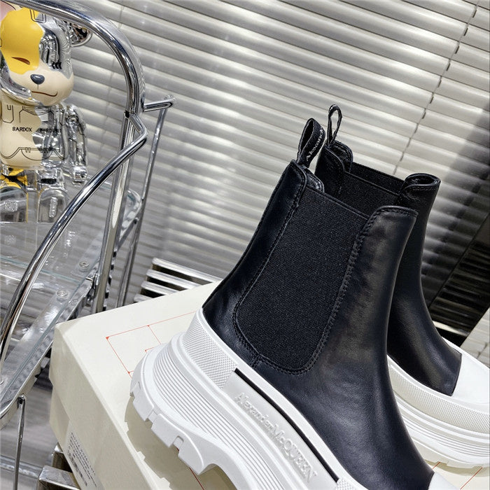 BF - AQ Sneakers - 102