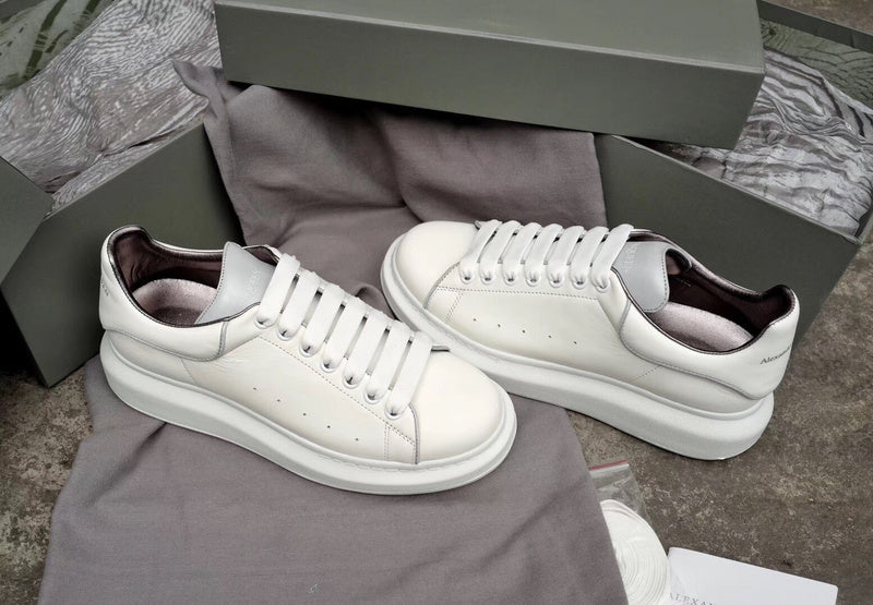 BF - AQ Sneakers - 324